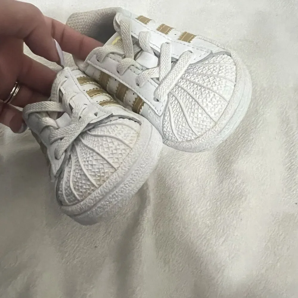 adidas featuring low